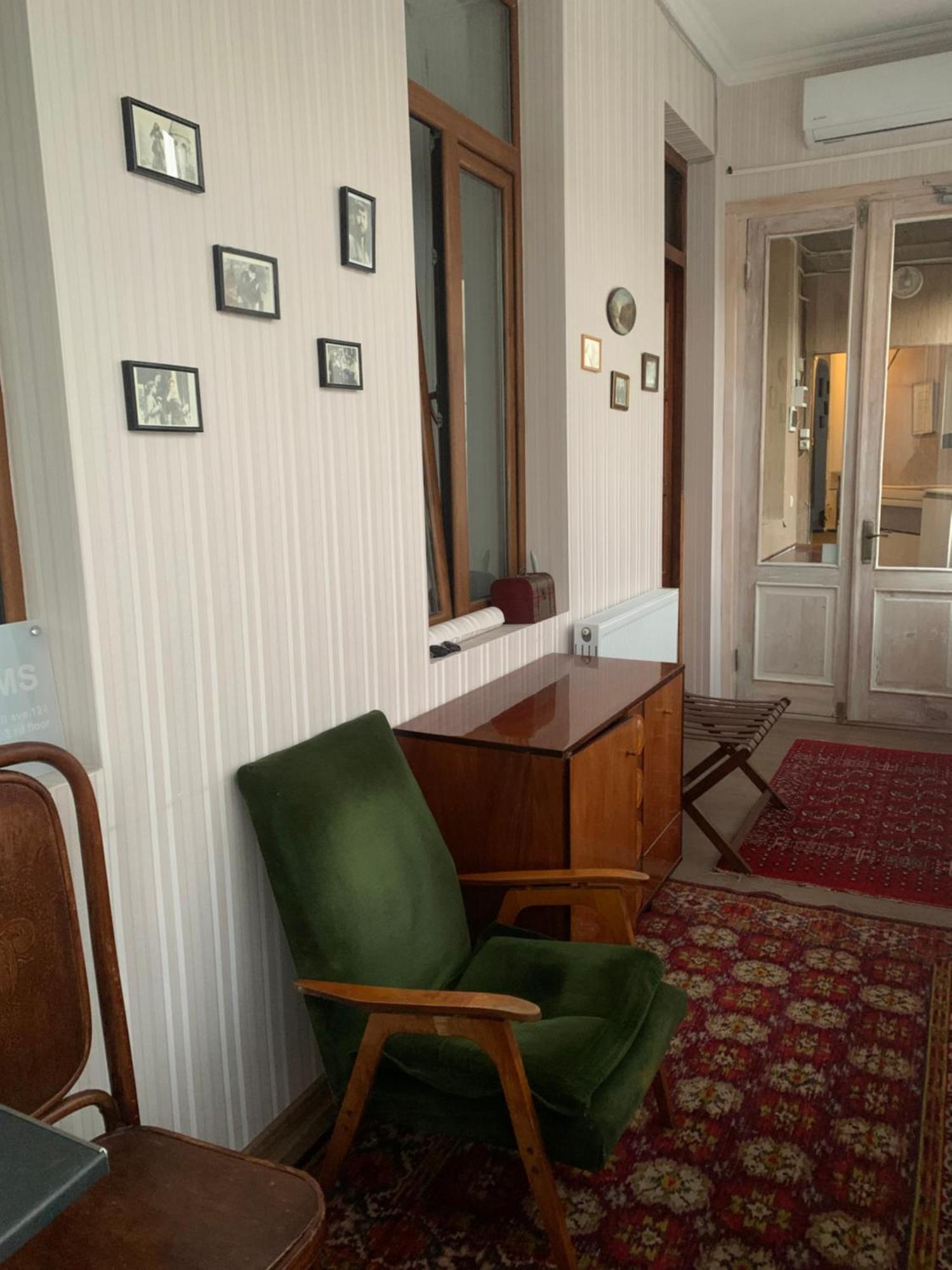 Hotel The Builder 124 Tbilisi Bagian luar foto