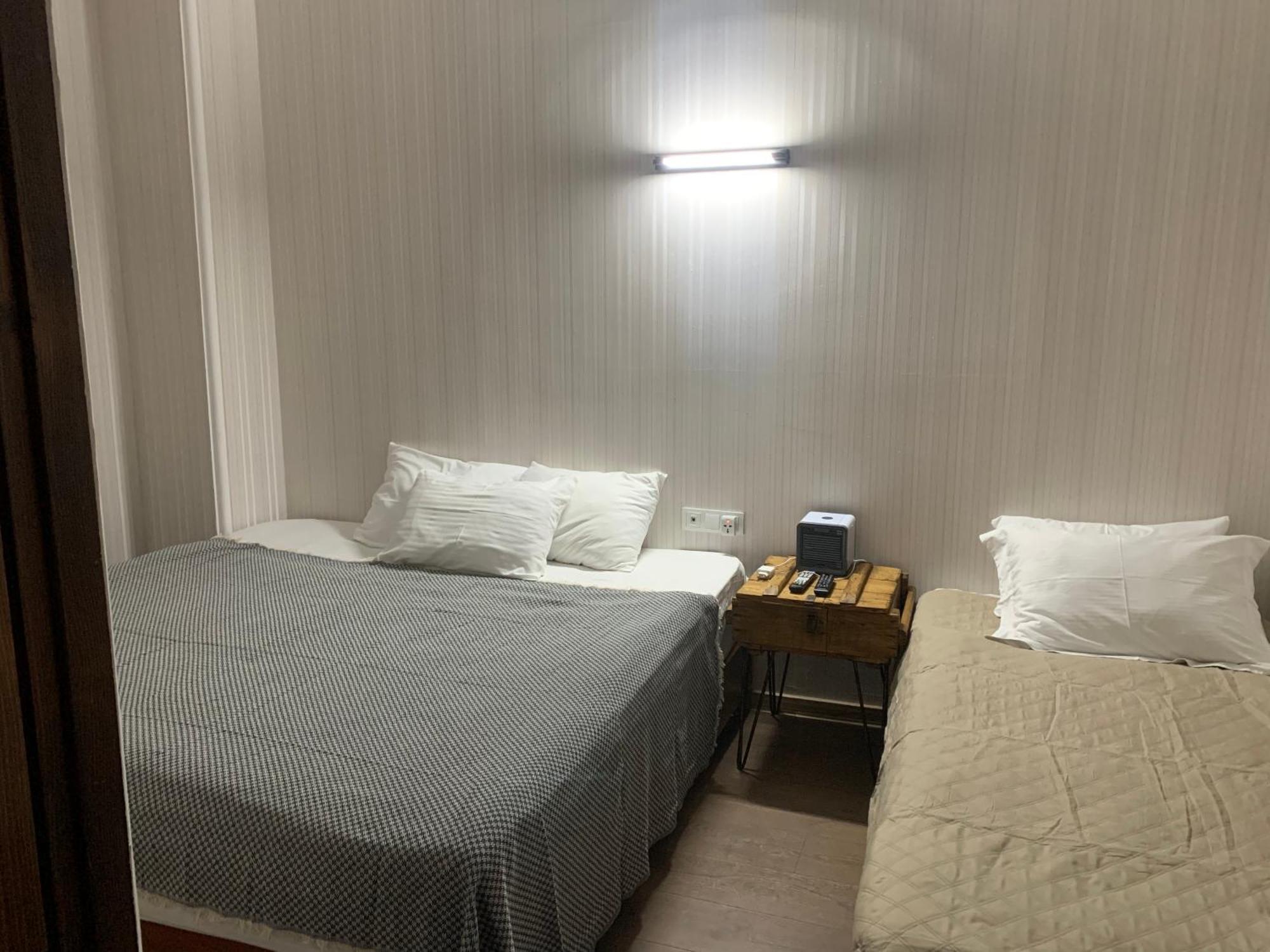 Hotel The Builder 124 Tbilisi Bagian luar foto