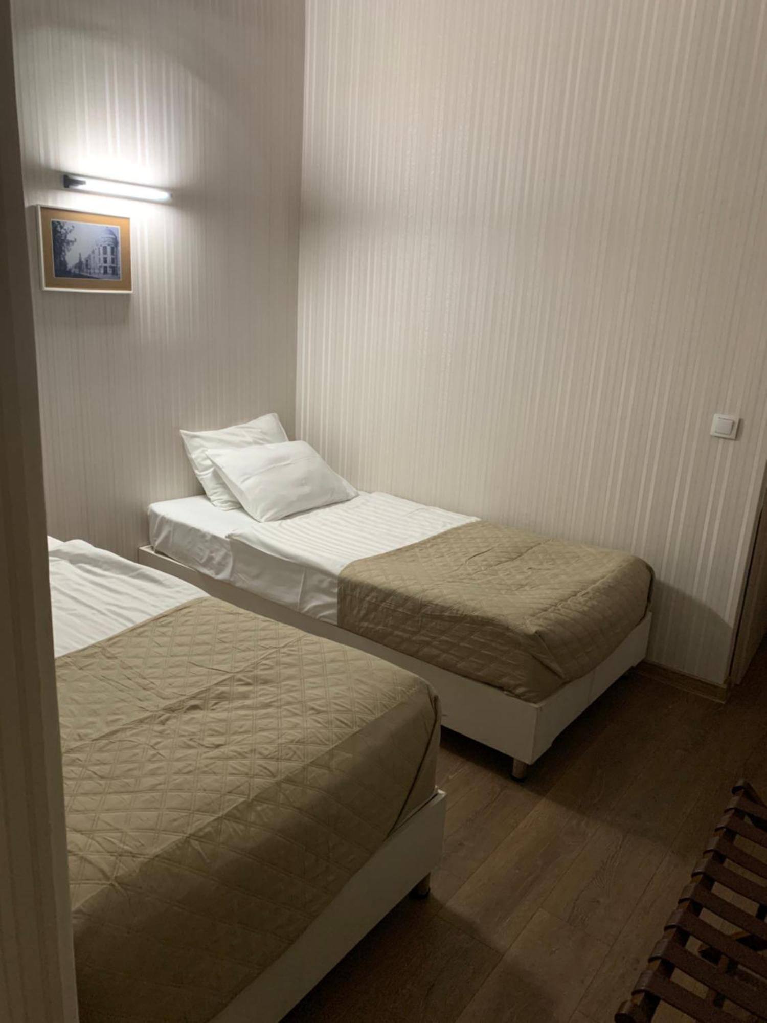 Hotel The Builder 124 Tbilisi Bagian luar foto